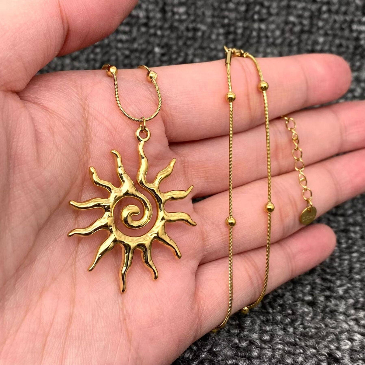 Vortex Sunburst Pendant Necklace (18K Gold Plated)