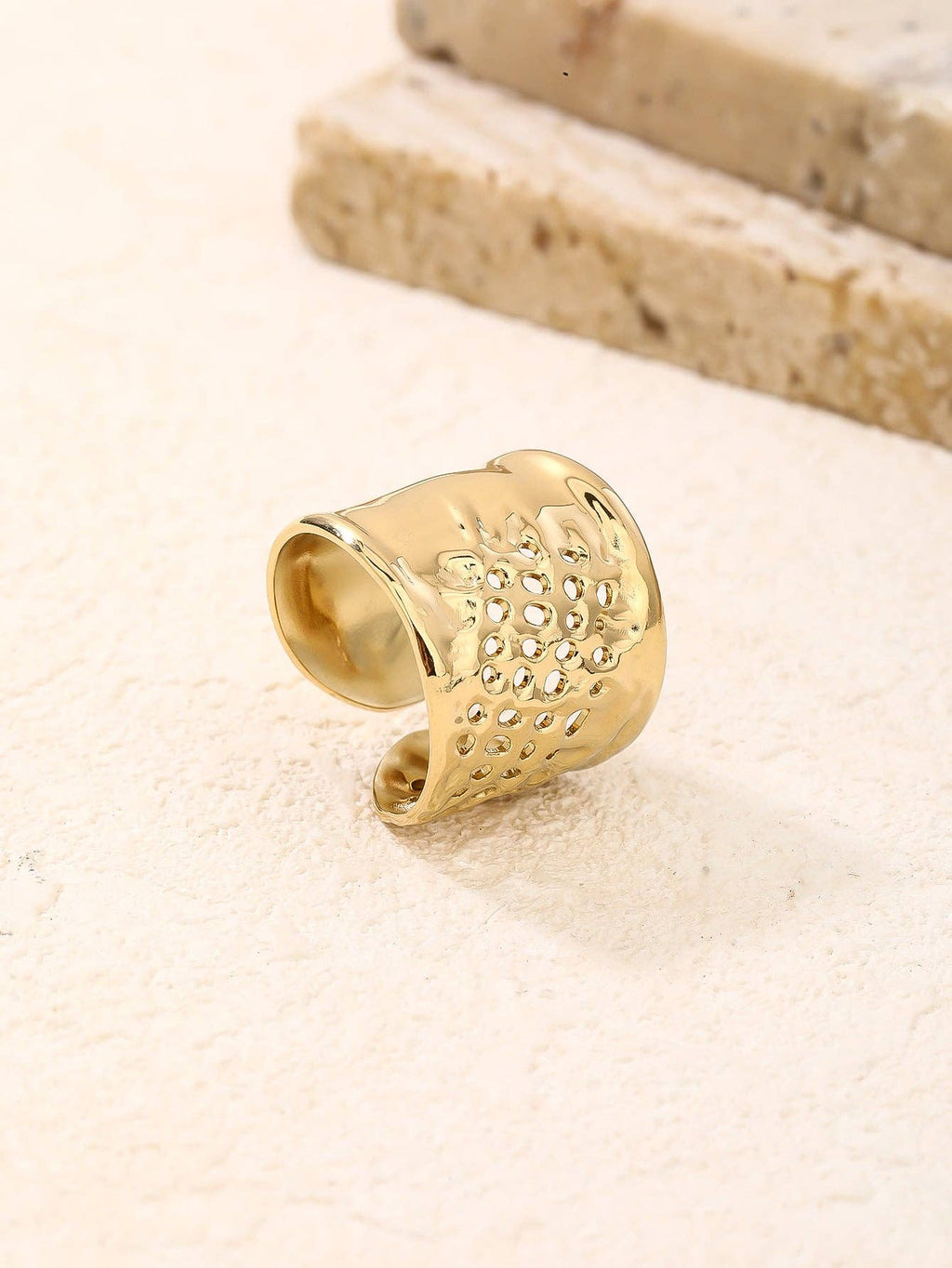 Luna Hammered Statement Ring | 18K Gold Plated