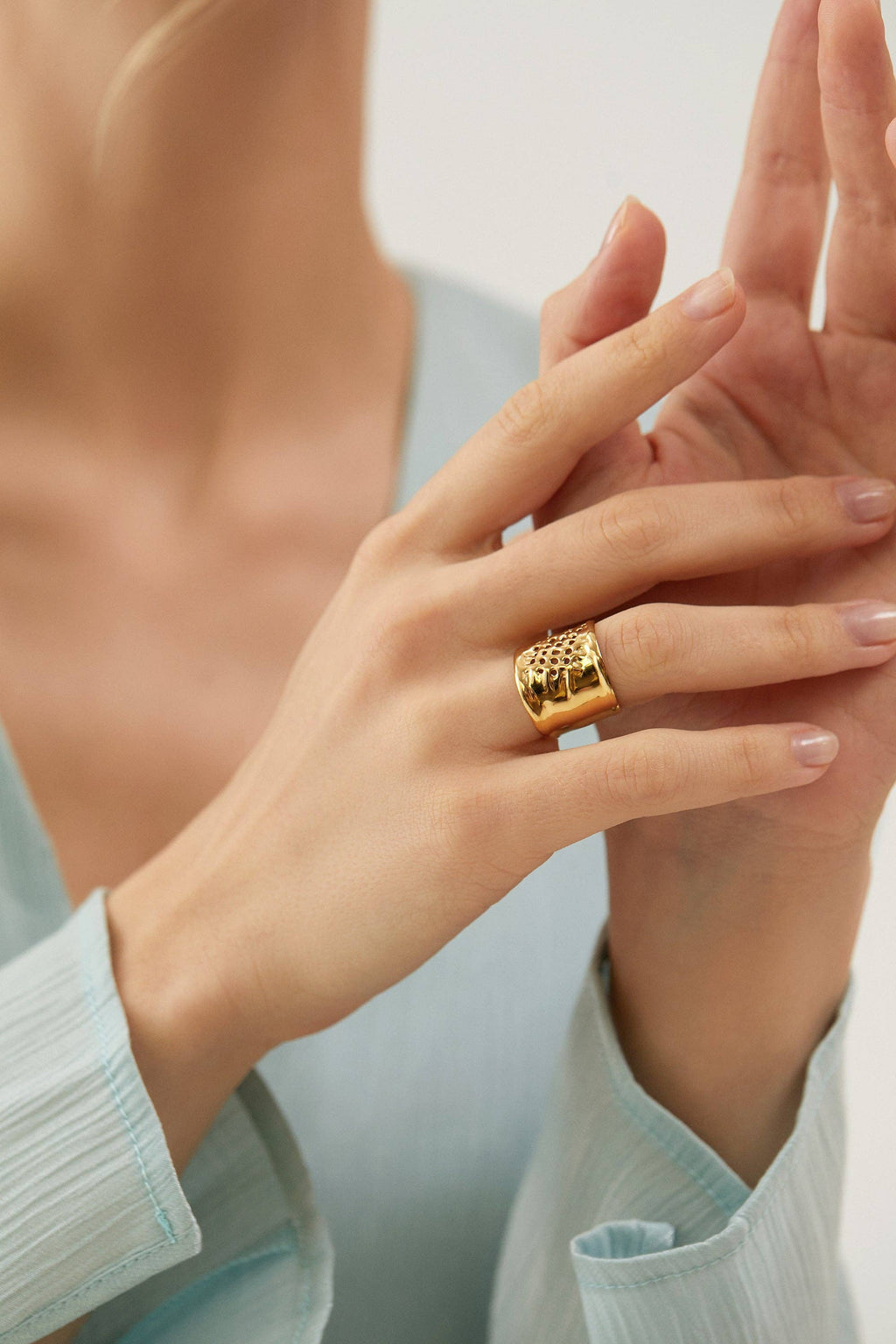 Luna Hammered Statement Ring | 18K Gold Plated