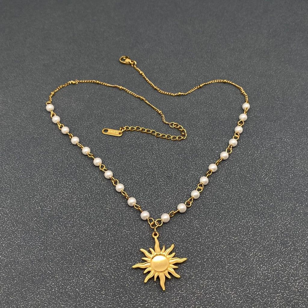 Golden Sun Pearl Chain Necklace (18K Gold Plated)