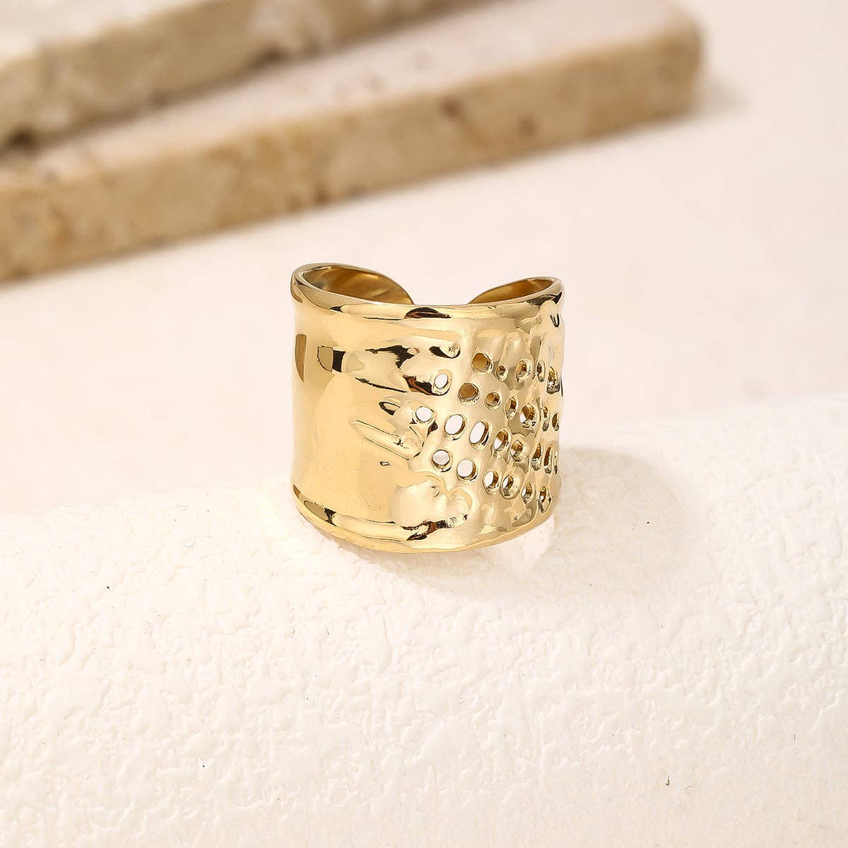 Luna Hammered Statement Ring | 18K Gold Plated